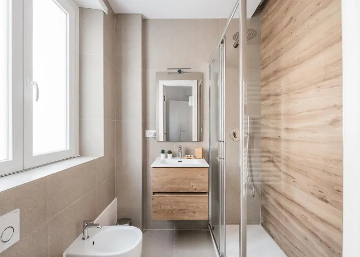 The Rent - Bright Near Pigneto Appartement *